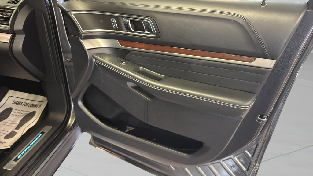 2018 Ford Explorer Platinum