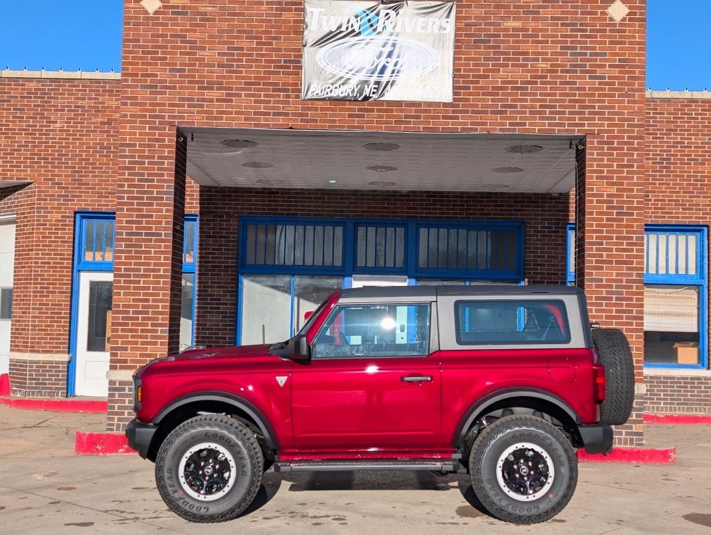 2025 Ford Bronco Base