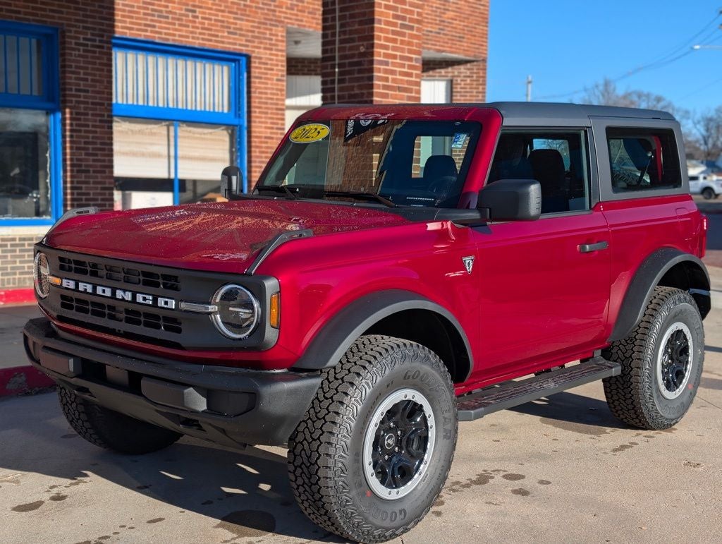 2025 Ford Bronco Base