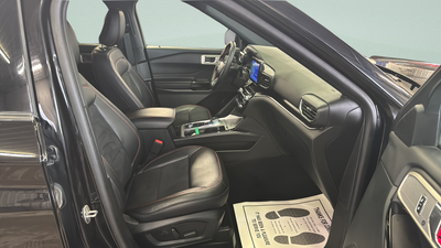 2024 Ford Explorer ST-Line