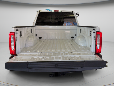 2027 Ford F-250SD XLT