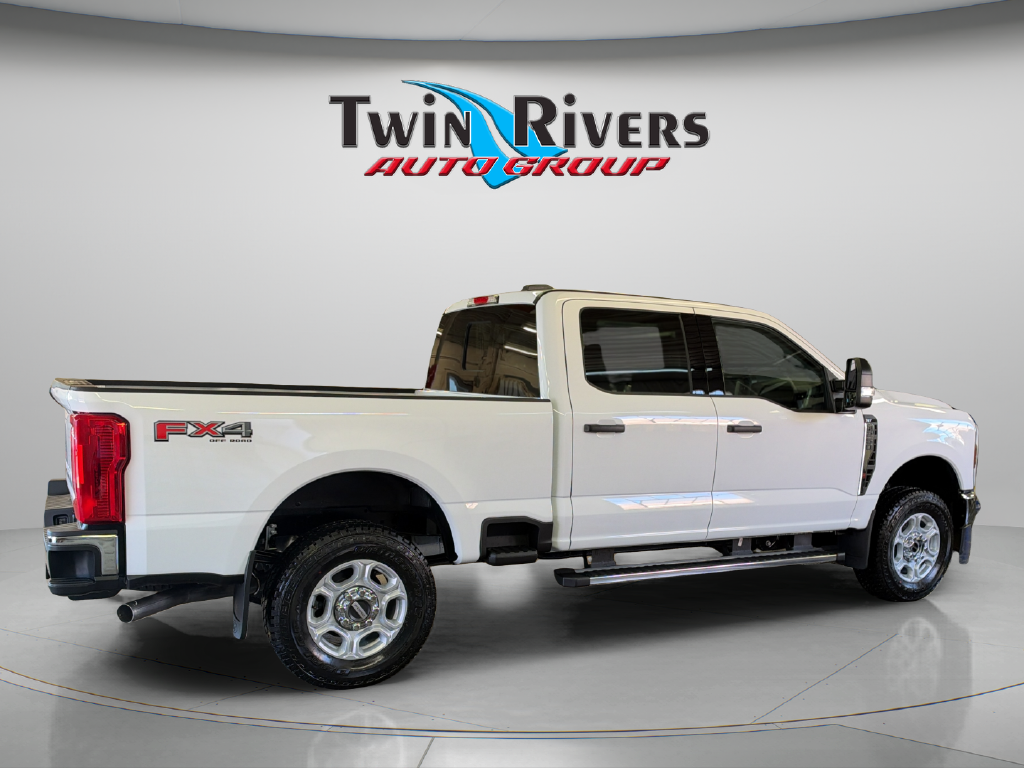 2027 Ford F-250SD XLT