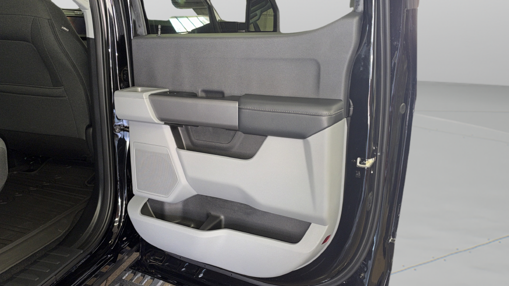 2027 Ford F-250SD XLT