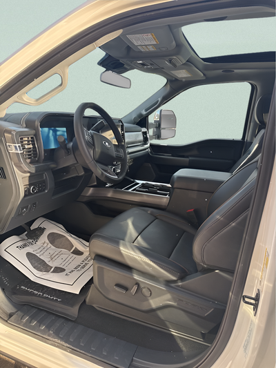 2025 Ford F-350SD Lariat DRW