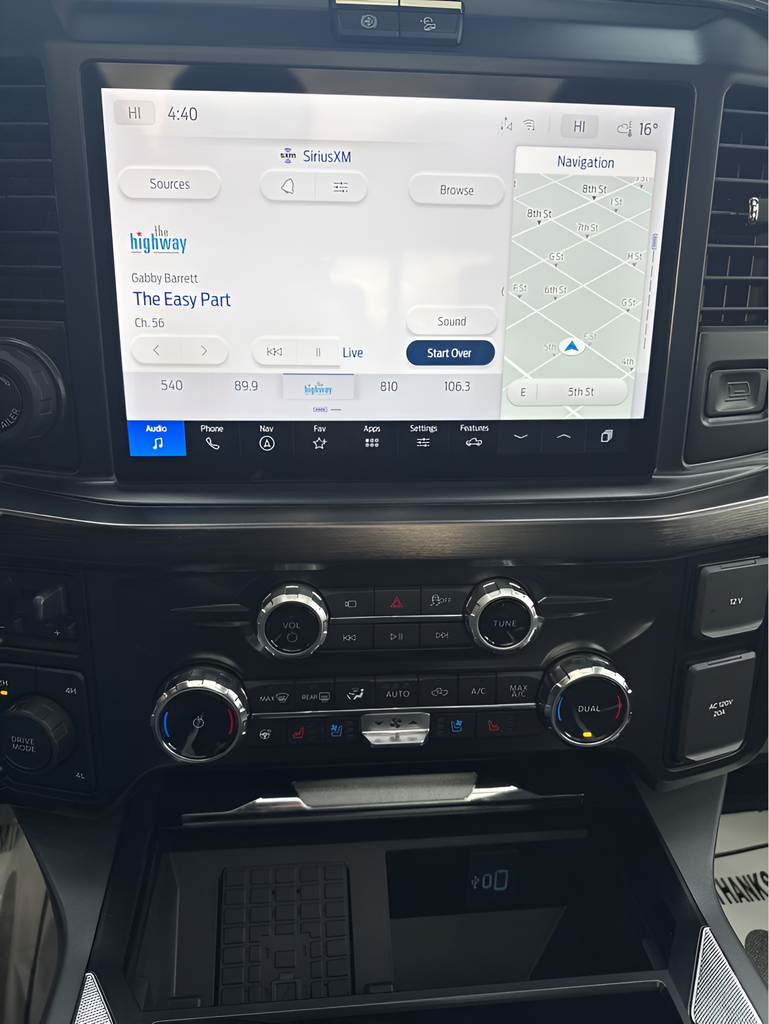 2025 Ford F-350SD Lariat DRW