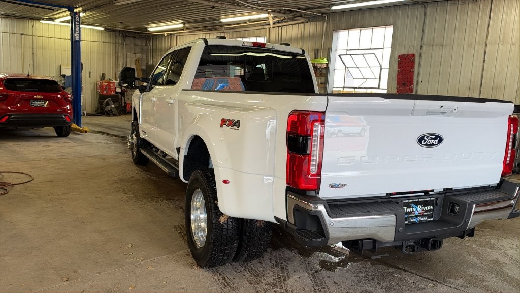 2027 Ford F-350SD XLT DRW