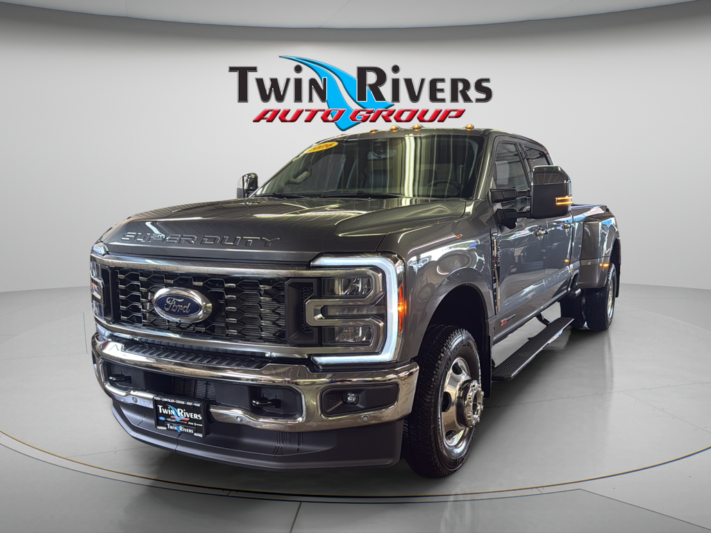 2026 Ford F-350SD Lariat DRW