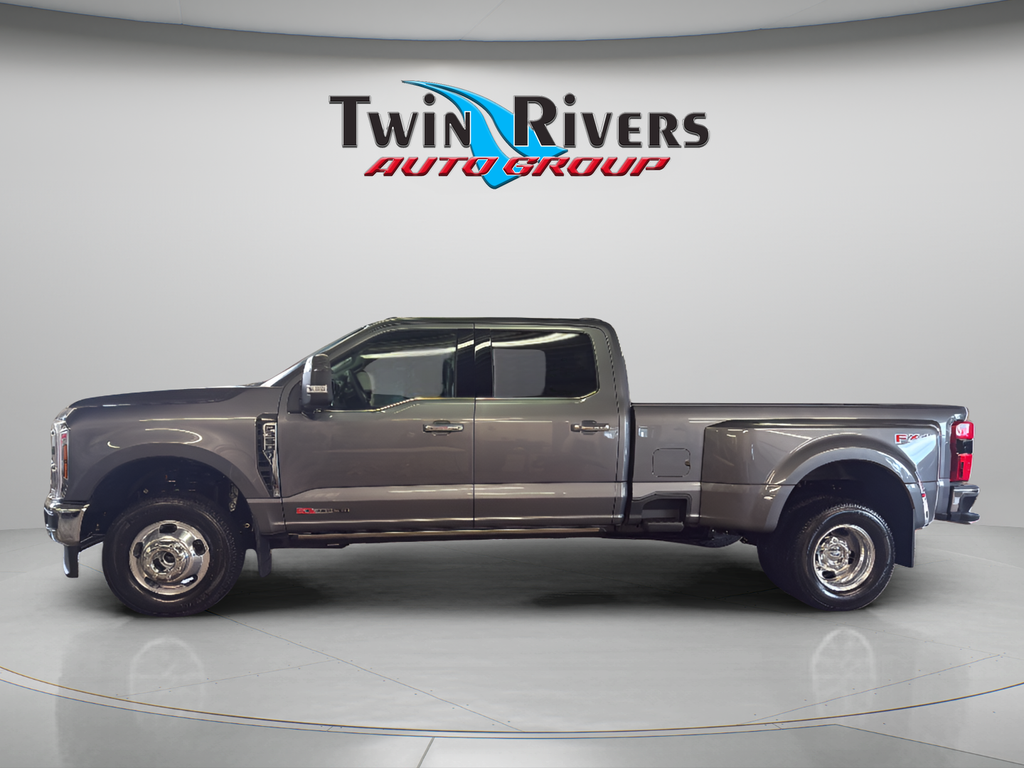 2026 Ford F-350SD Lariat DRW
