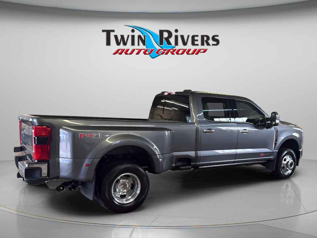 2026 Ford F-350SD Lariat DRW