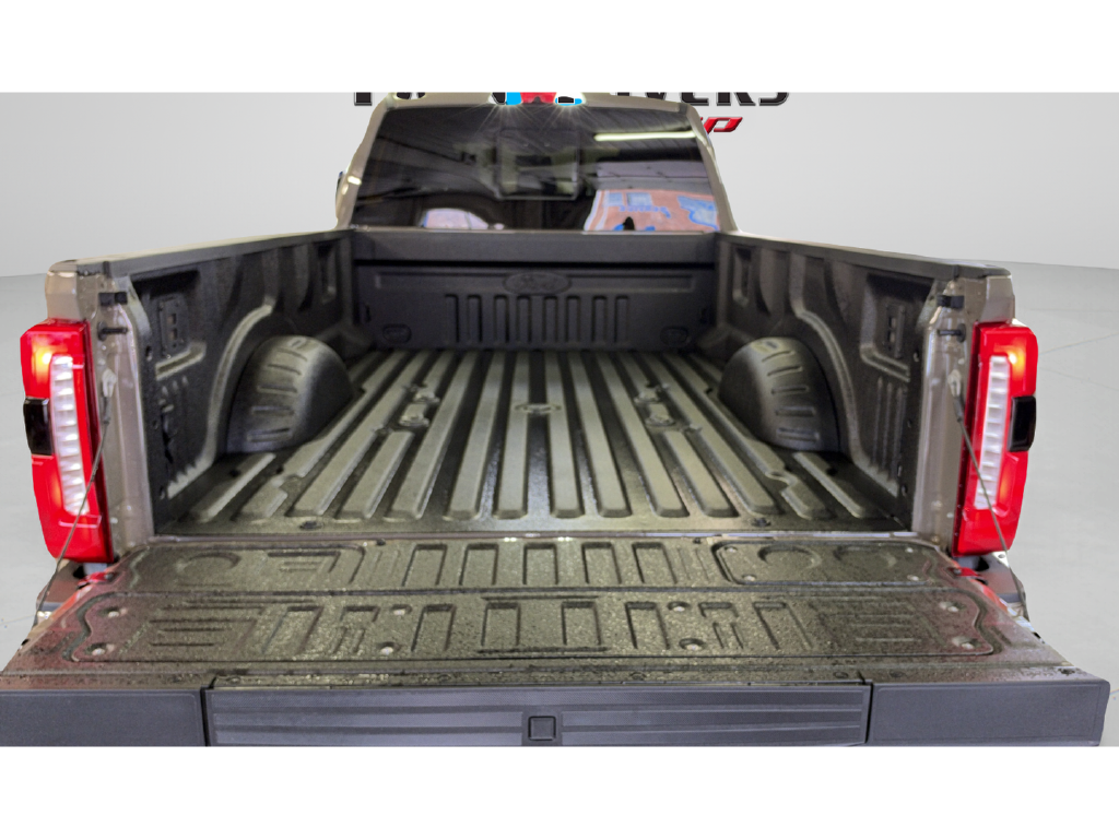 2027 Ford F-350SD XLT DRW