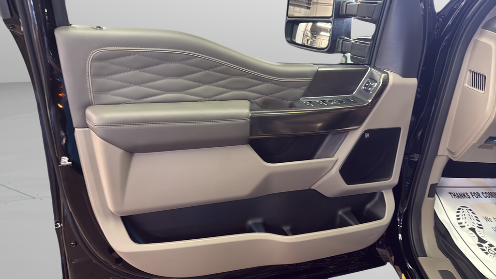 2026 Ford F-450SD Platinum DRW
