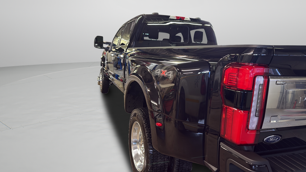2026 Ford F-450SD Platinum DRW