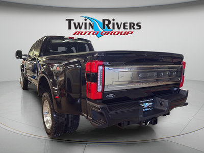 2026 Ford F-450SD Platinum DRW