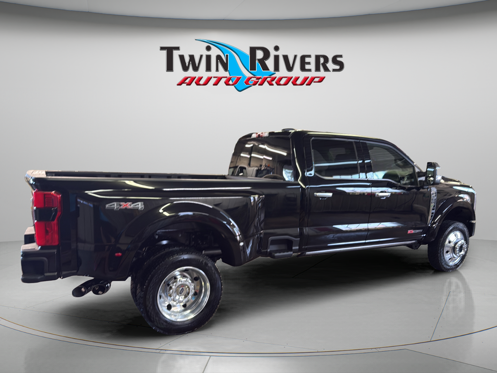 2026 Ford F-450SD Platinum DRW