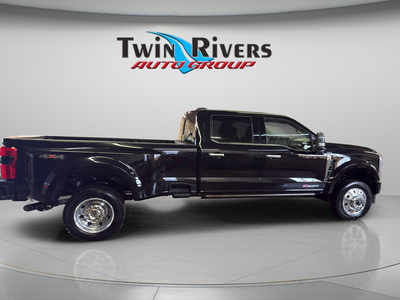 2026 Ford F-450SD Platinum DRW