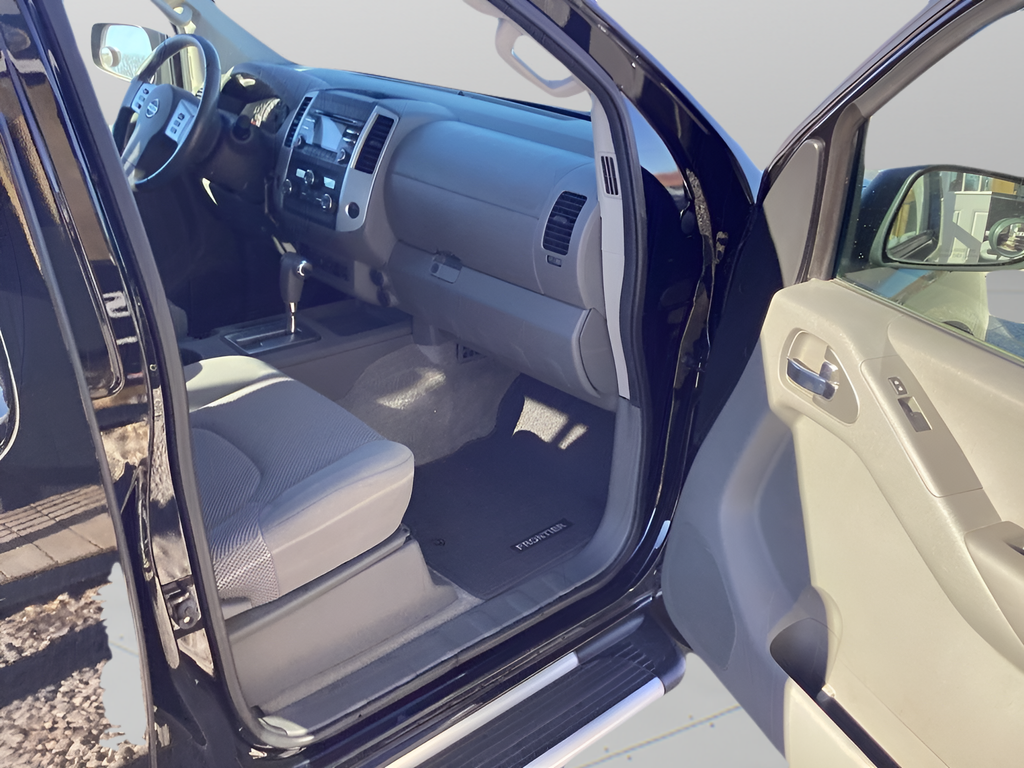 2014 Nissan Frontier SV