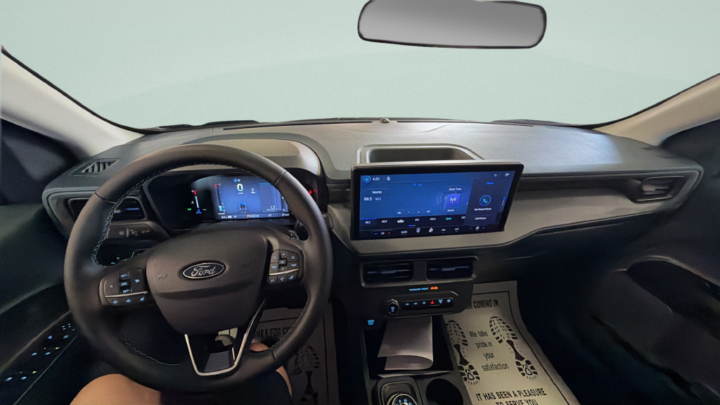 2026 Ford Maverick Lobo Standard