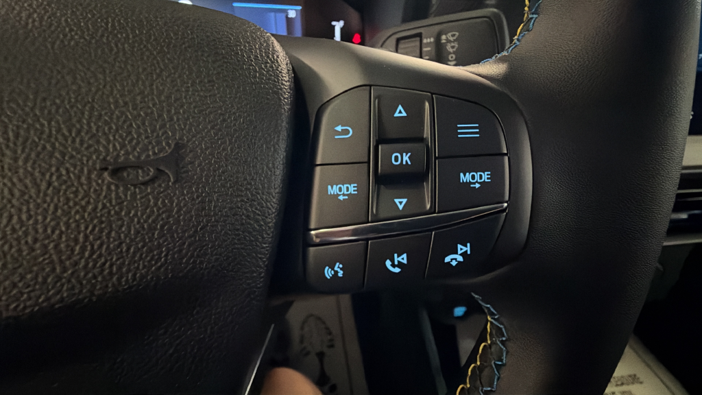 2026 Ford Maverick Lobo Standard