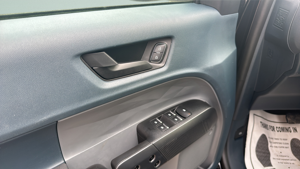 2022 Ford Maverick XL