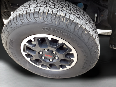 2025 Toyota Tacoma TRD Off-Road