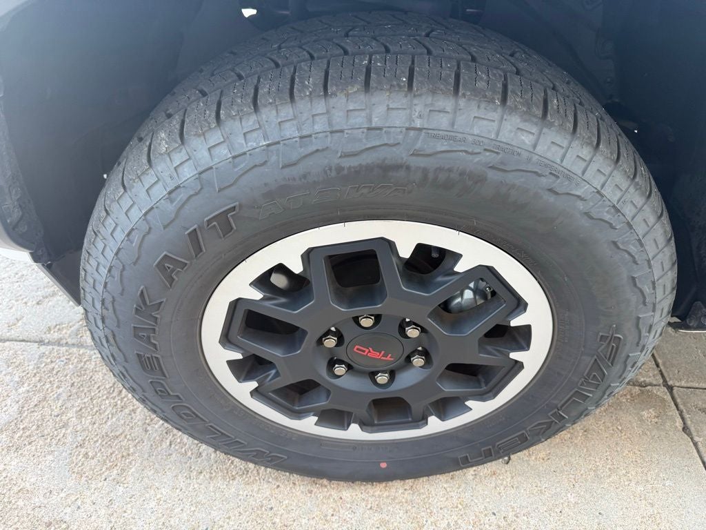 2025 Toyota 4Runner TRD Off-Road