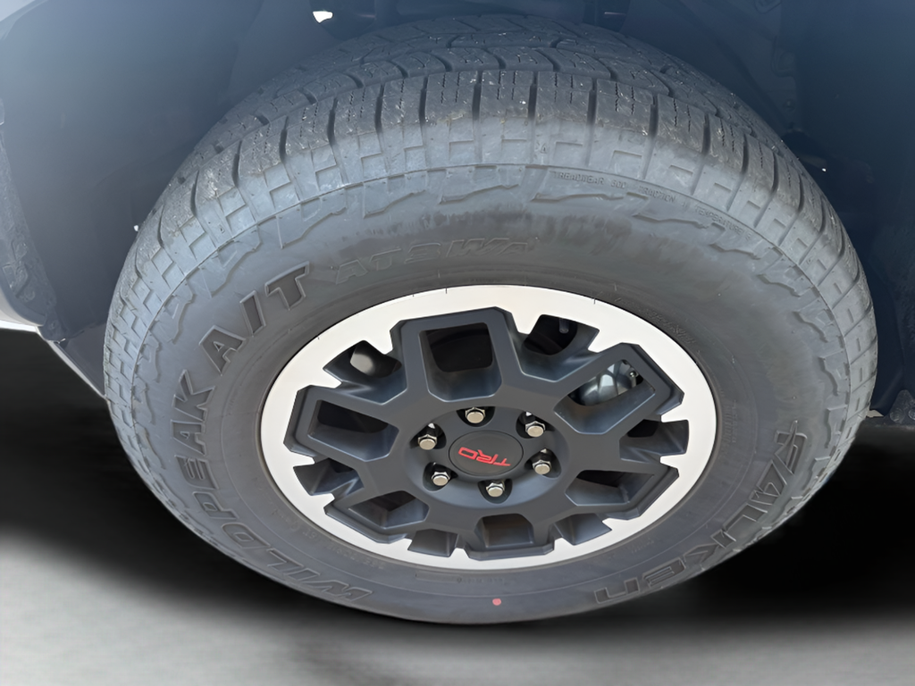 2025 Toyota 4Runner TRD Off-Road