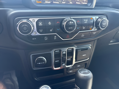 2023 Jeep Wrangler 4-Door Sport Altitude 4x4