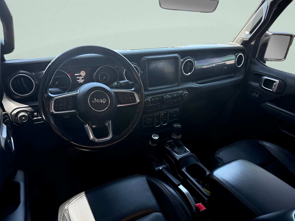 2020 Jeep Wrangler Unlimited Sahara Altitude