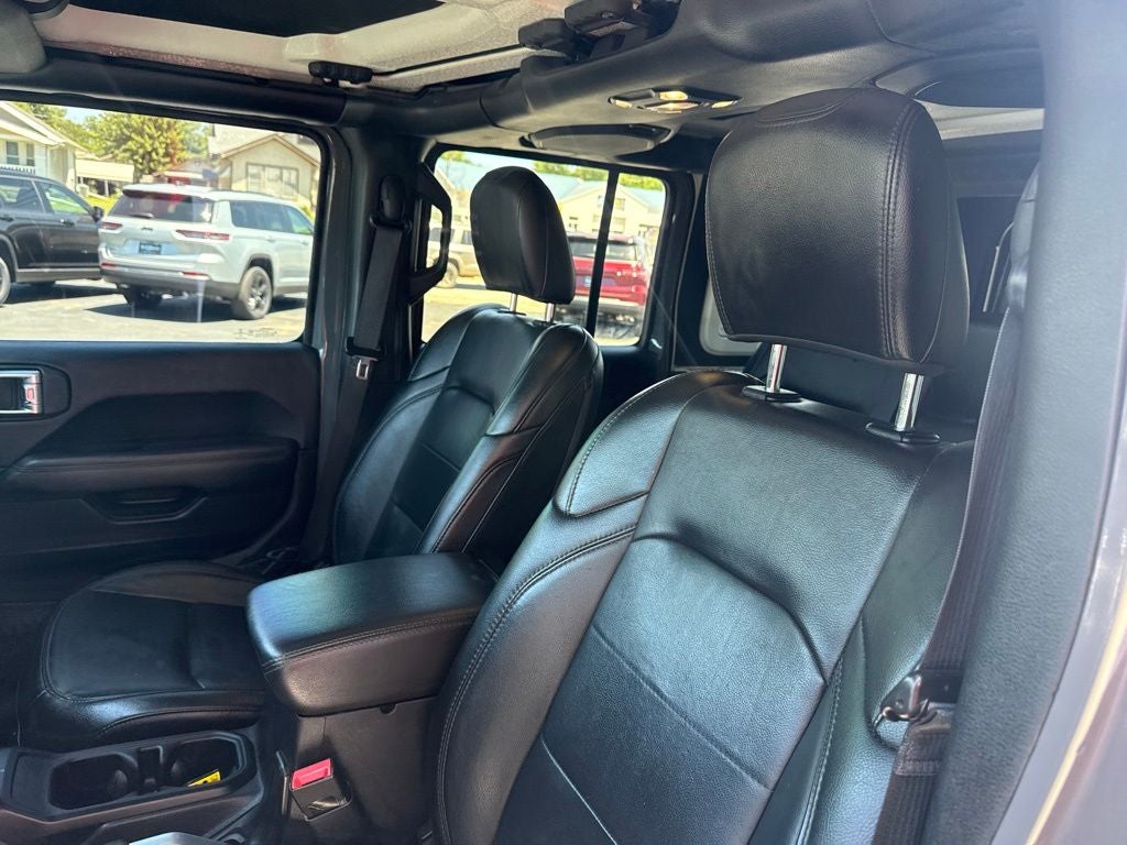 2020 Jeep Wrangler Unlimited Sahara Altitude