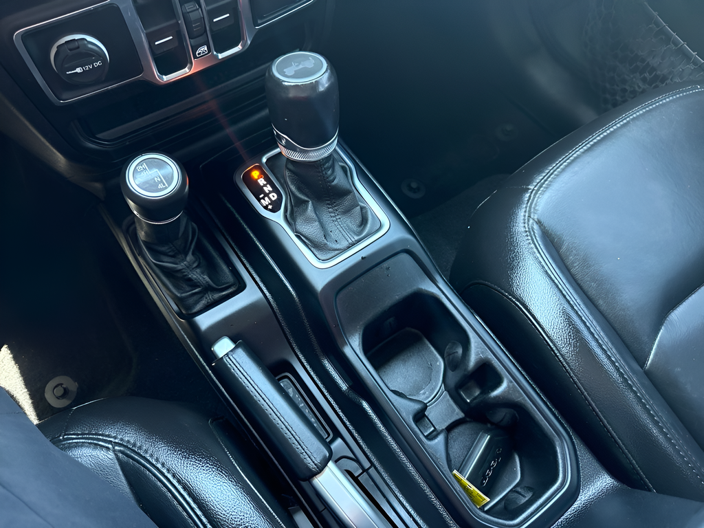 2020 Jeep Wrangler Unlimited Sahara Altitude
