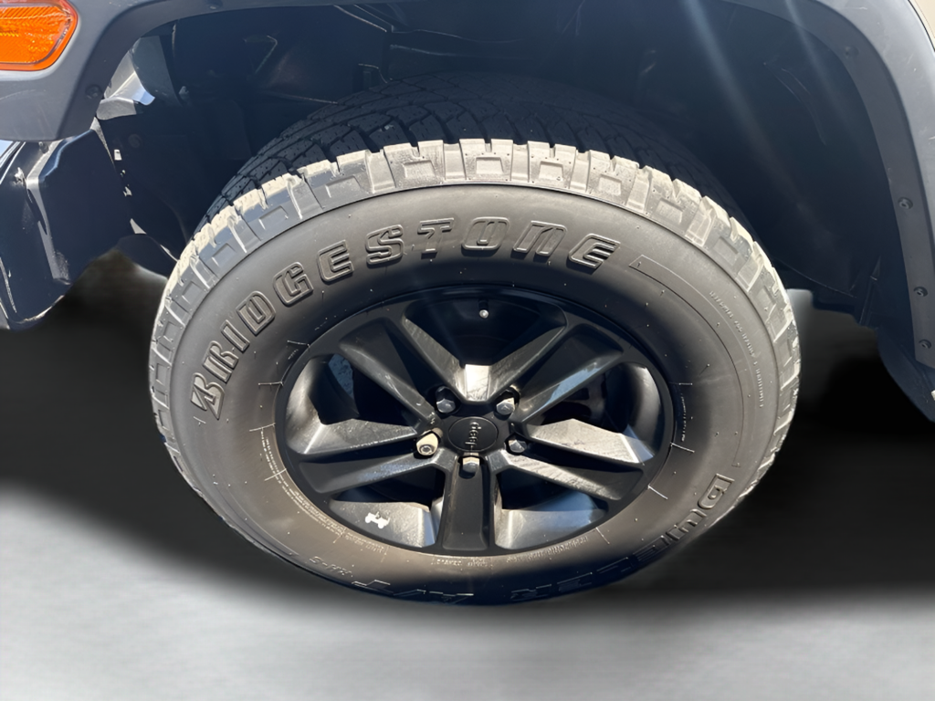 2020 Jeep Wrangler Unlimited Sahara Altitude