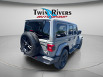 2020 Jeep Wrangler Unlimited Sahara Altitude