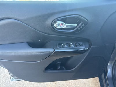 2023 Jeep Cherokee Altitude Lux 4x4