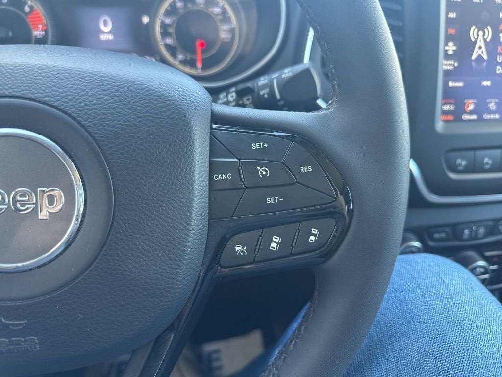 2023 Jeep Cherokee Altitude Lux 4x4