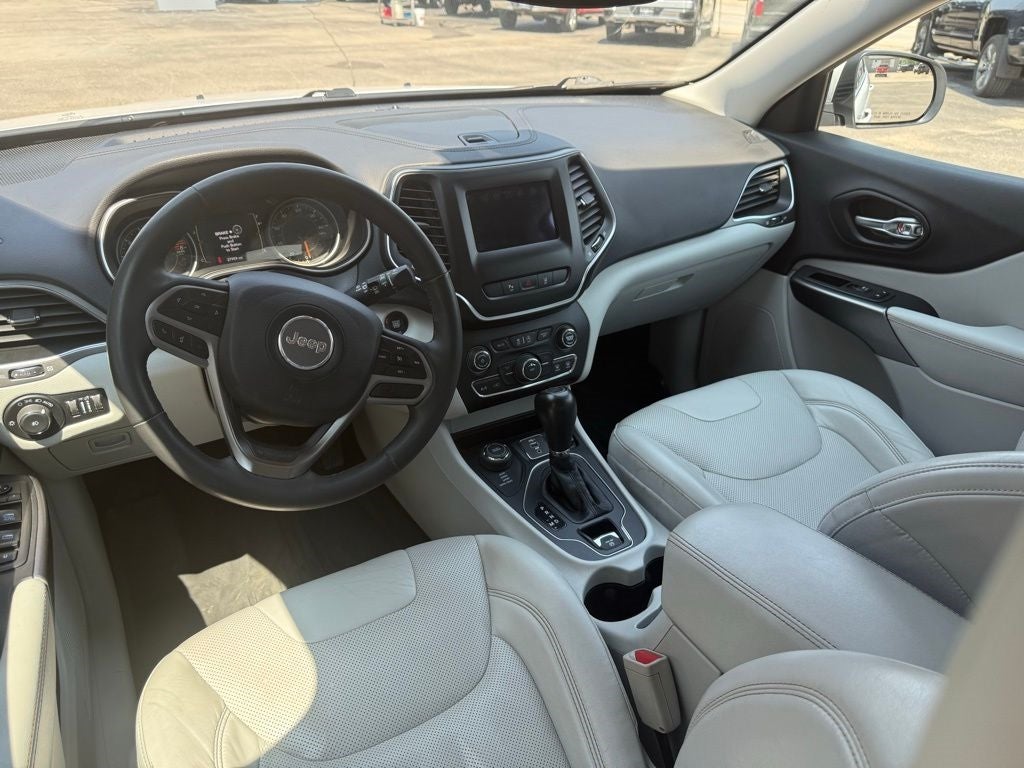 2021 Jeep Cherokee Latitude Lux 4X4