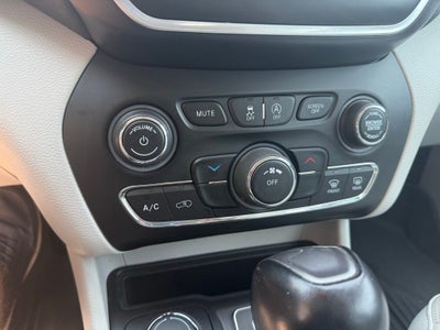 2021 Jeep Cherokee Latitude Lux 4X4