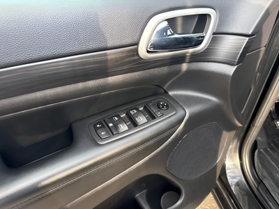 2021 Jeep Grand Cherokee Laredo X 4x4