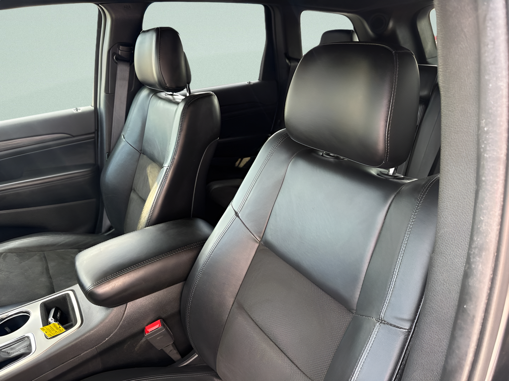 2021 Jeep Grand Cherokee Laredo X 4x4