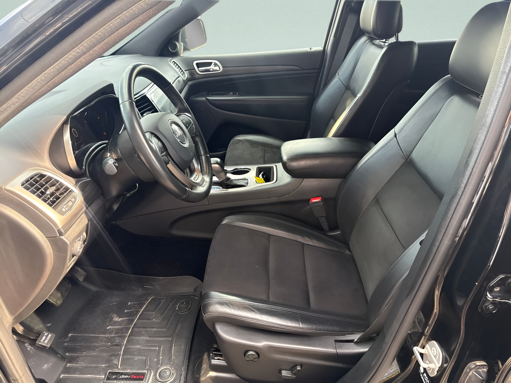2021 Jeep Grand Cherokee Laredo X 4x4