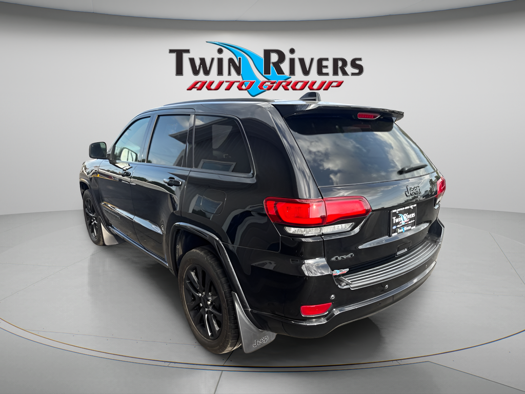2021 Jeep Grand Cherokee Laredo X 4x4