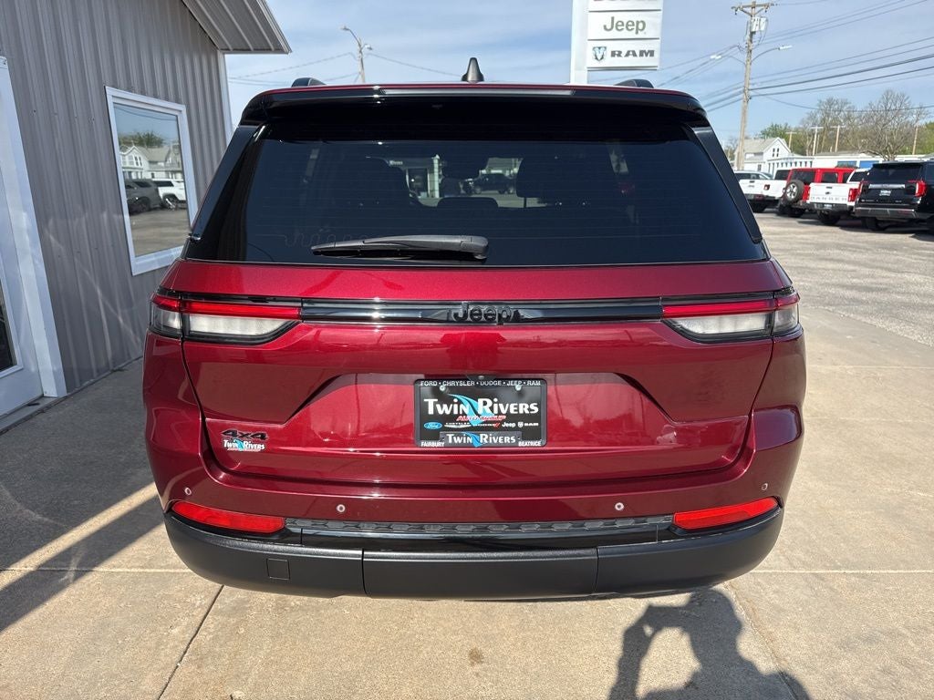 2023 Jeep Grand Cherokee Altitude 4x4
