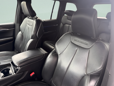 2022 Jeep Grand Cherokee Overland 4x4