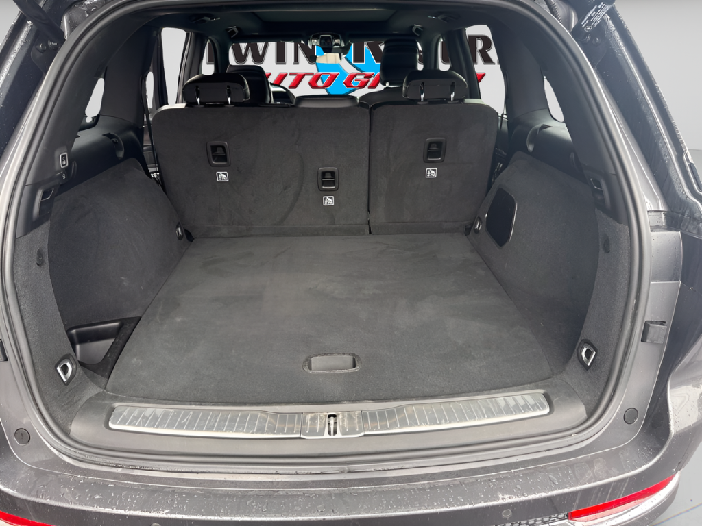 2022 Jeep Grand Cherokee Overland 4x4