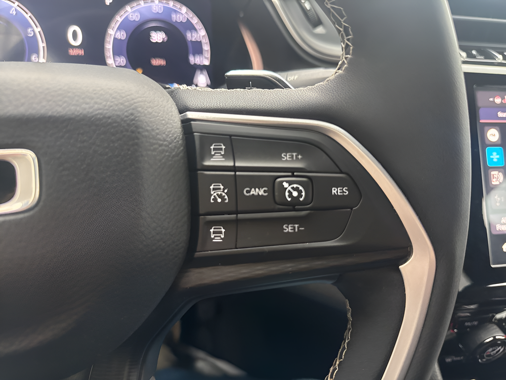 2023 Jeep Grand Cherokee L Altitude 4x4