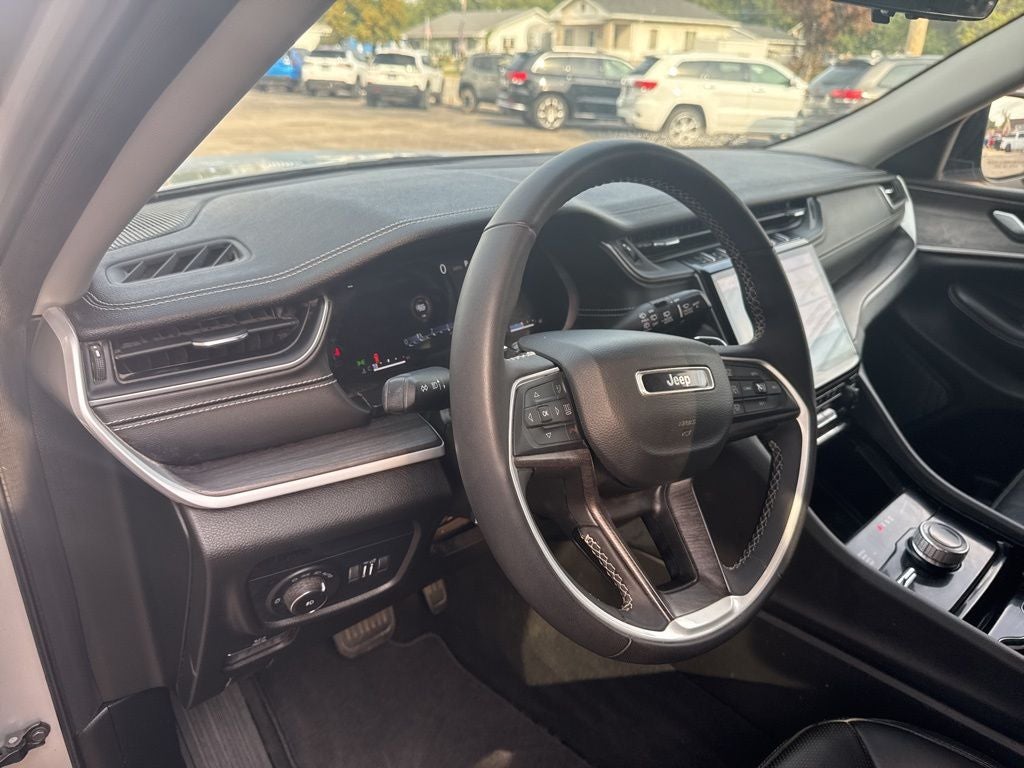 2023 Jeep Grand Cherokee L Limited 4x4