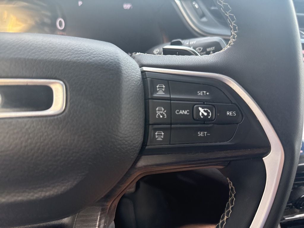 2023 Jeep Grand Cherokee L Limited 4x4