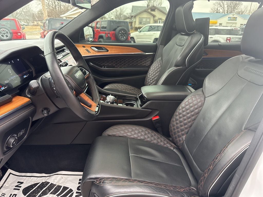 2023 Jeep Grand Cherokee L Summit Reserve 4x4