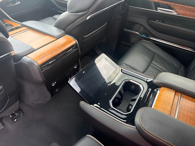 2024 Jeep Grand Wagoneer L Series III 4x4