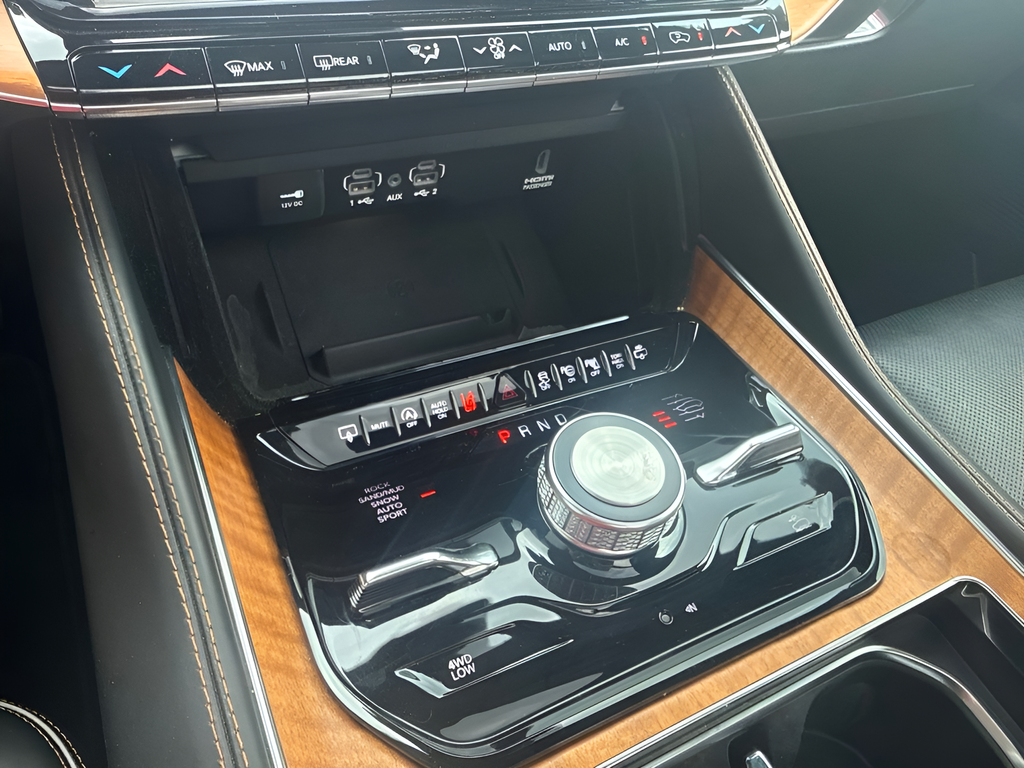 2024 Jeep Grand Wagoneer L Series III 4x4