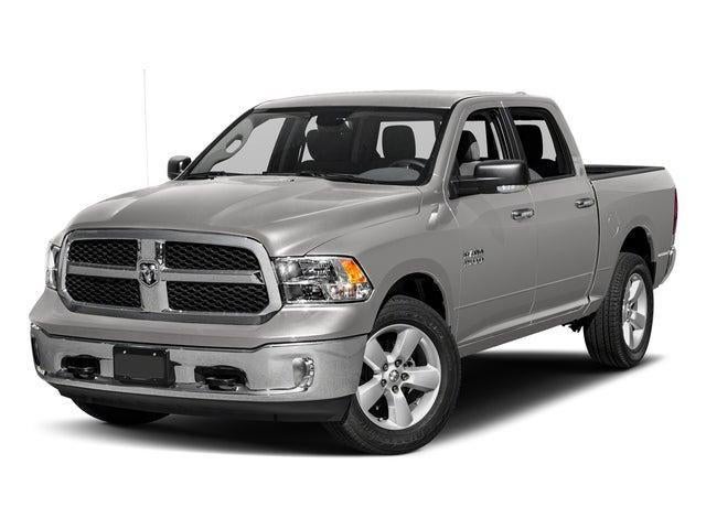 2017 RAM 1500 Big Horn Crew Cab 4x4 5'7' Box